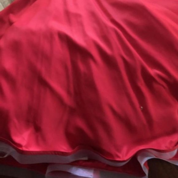 Beautiful Sherri Hill Red Evening Gown-Full Length - Picture 5 of 15